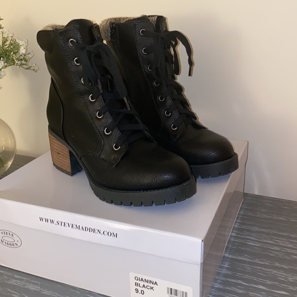Steve Madden Gianina Boot 